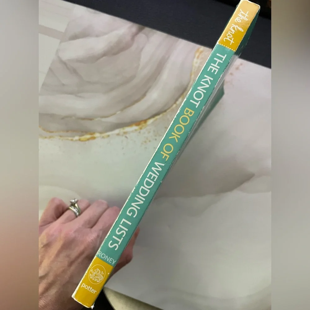 The Knot Book of Wedding Lists
